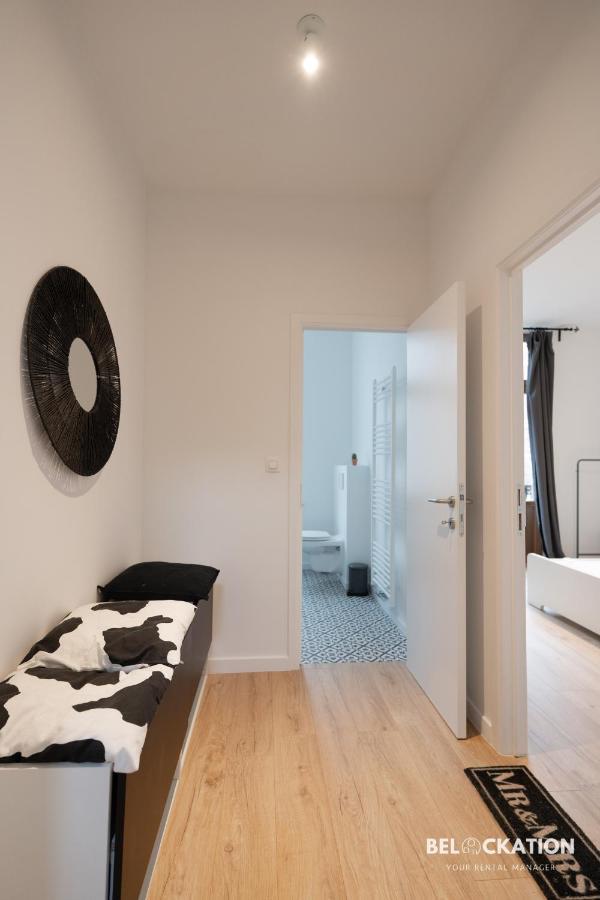 Maison Spacieuse De 6 Chambres Proche Gare Midi Bruxelles Esterno foto